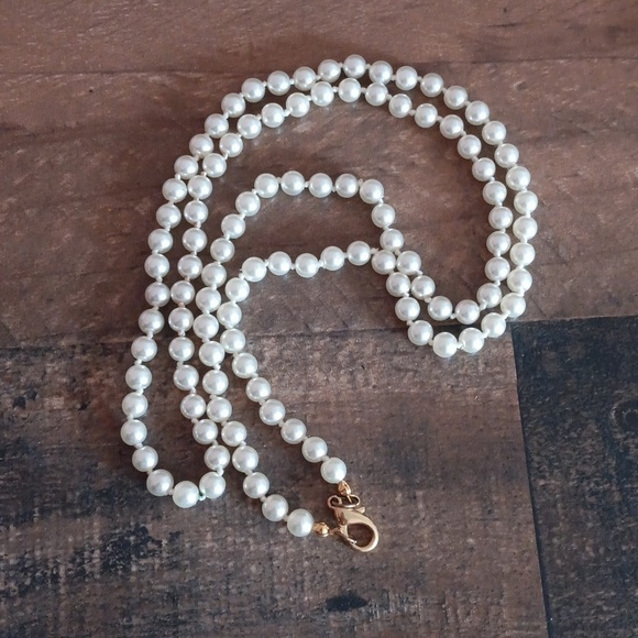 Gold Tone Faux Pearl Long Necklace - Picture 4 of 8